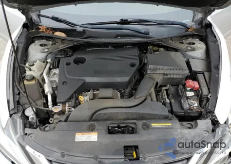 2016 Nissan Altima 2.5 из США, поврежденный, VIN 1N4AL3AP4GN382156